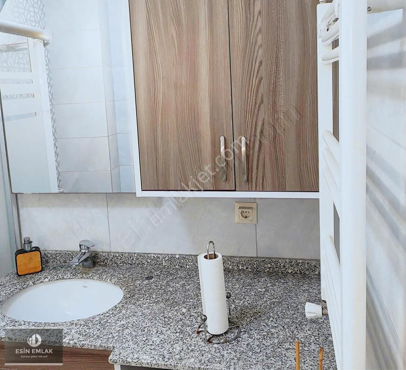 Cevizli Mah Adliyeye Yakın Ferah Balkonlu 2+1 Satılık Daire - Görsel 11