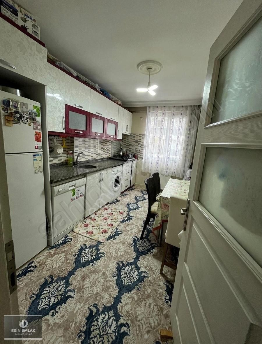 Kavakpınarda Geniş Satılık 2+1 Arakat Daire - Görsel 2