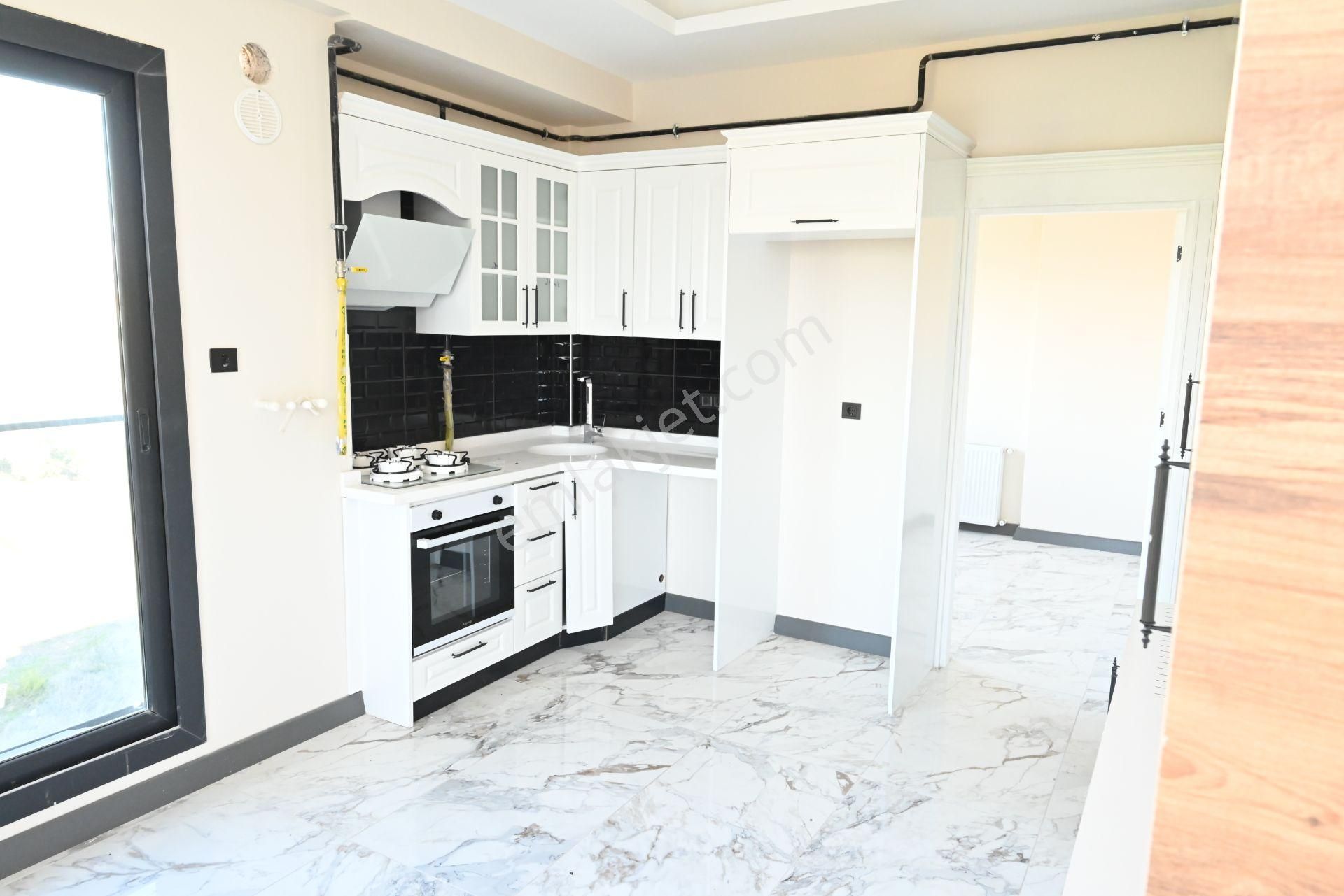 Üstünkent'ten Tıp Fakültesi Civarı Kiralık 2+1 Modern Daire - Görsel 3