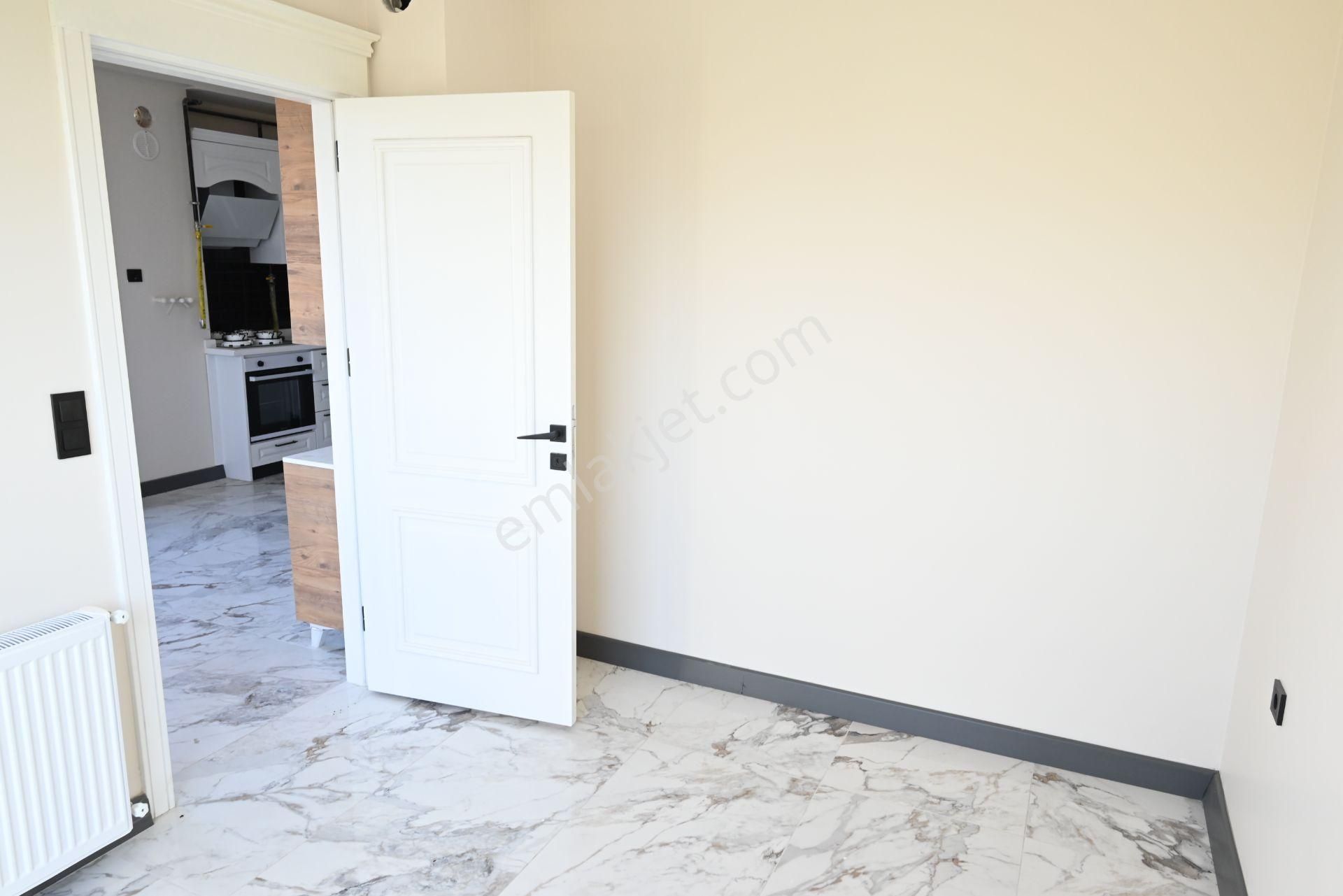 Üstünkent'ten Tıp Fakültesi Civarı Kiralık 2+1 Modern Daire - Görsel 26