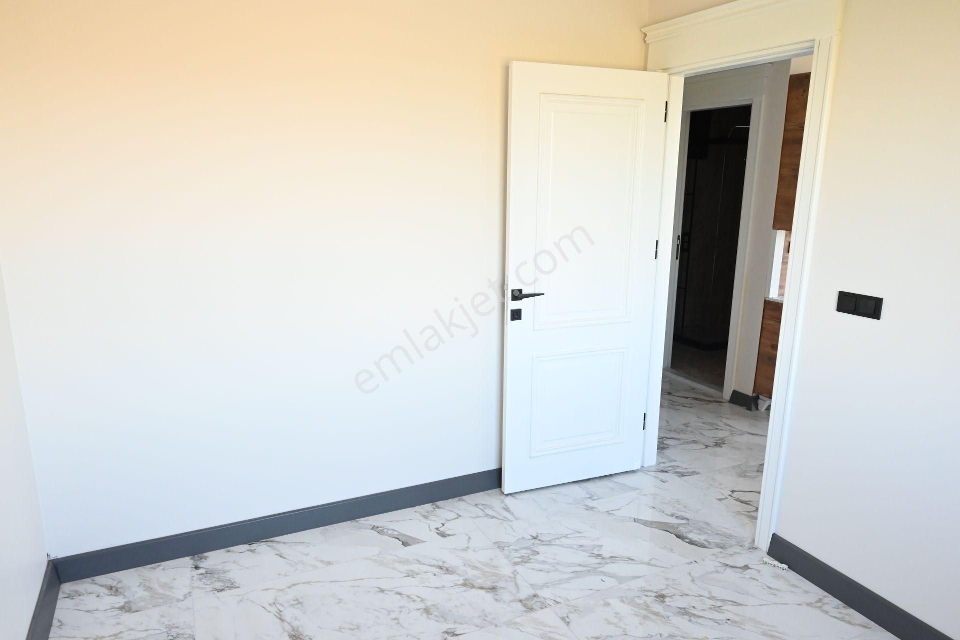 Üstünkent'ten Tıp Fakültesi Civarı Kiralık 2+1 Modern Daire - Görsel 32