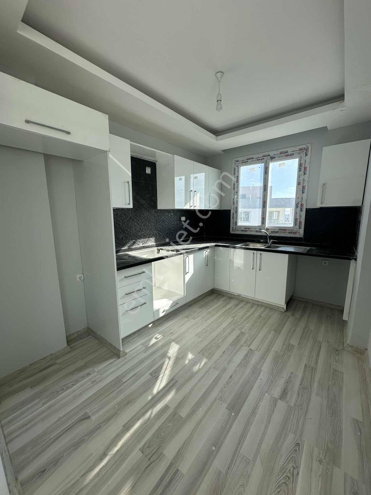 Gültepede Site İçi 2+1 Ebeveyn Banyolu Geniş Daire