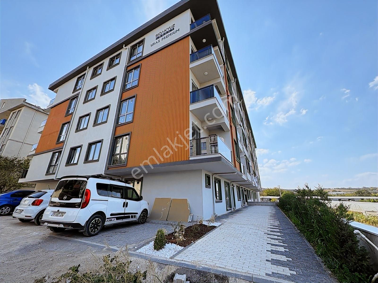 Görüklede 2+1 Manzaralı Sıfır Projede Sıfır Eşyalı Kiralık Daire - Görsel 28