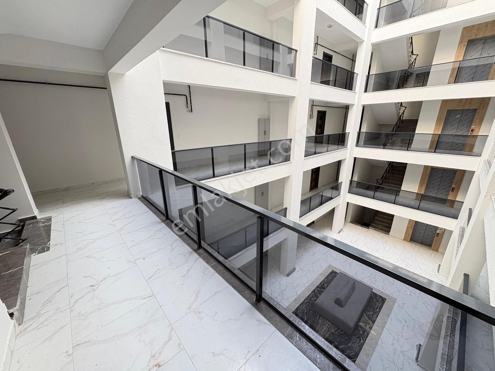 Görüklede 2+1 Manzaralı Sıfır Projede Sıfır Eşyalı Kiralık Daire - Görsel 10