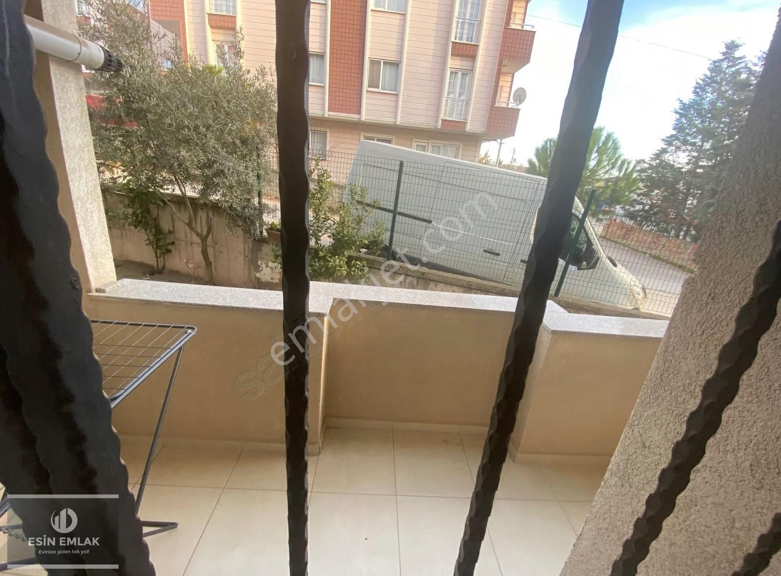 Bağlarbaşı Mah 2+1 Giriş Kat Satılık Merkezi Daire - Görsel 3