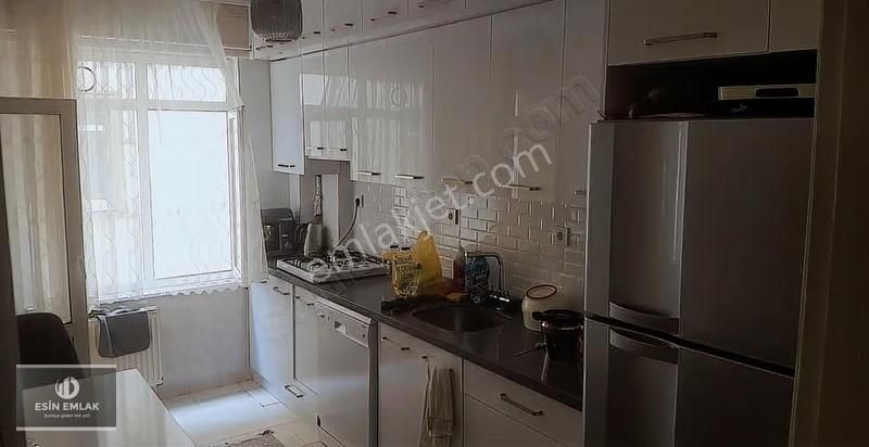 Kaynarca Sahile Marmaraya Yakın 3+1 Arakat Genişm2 Temiz Daire