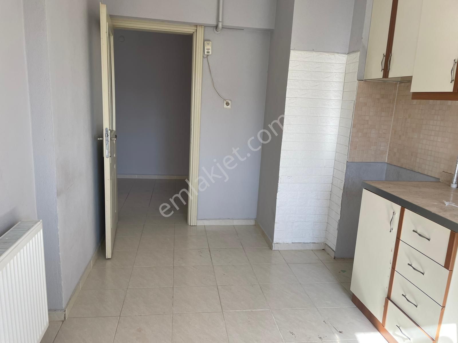 Yıldıztepe Belediye Konutlarında Ara Kat Kiralık Daire - Görsel 4