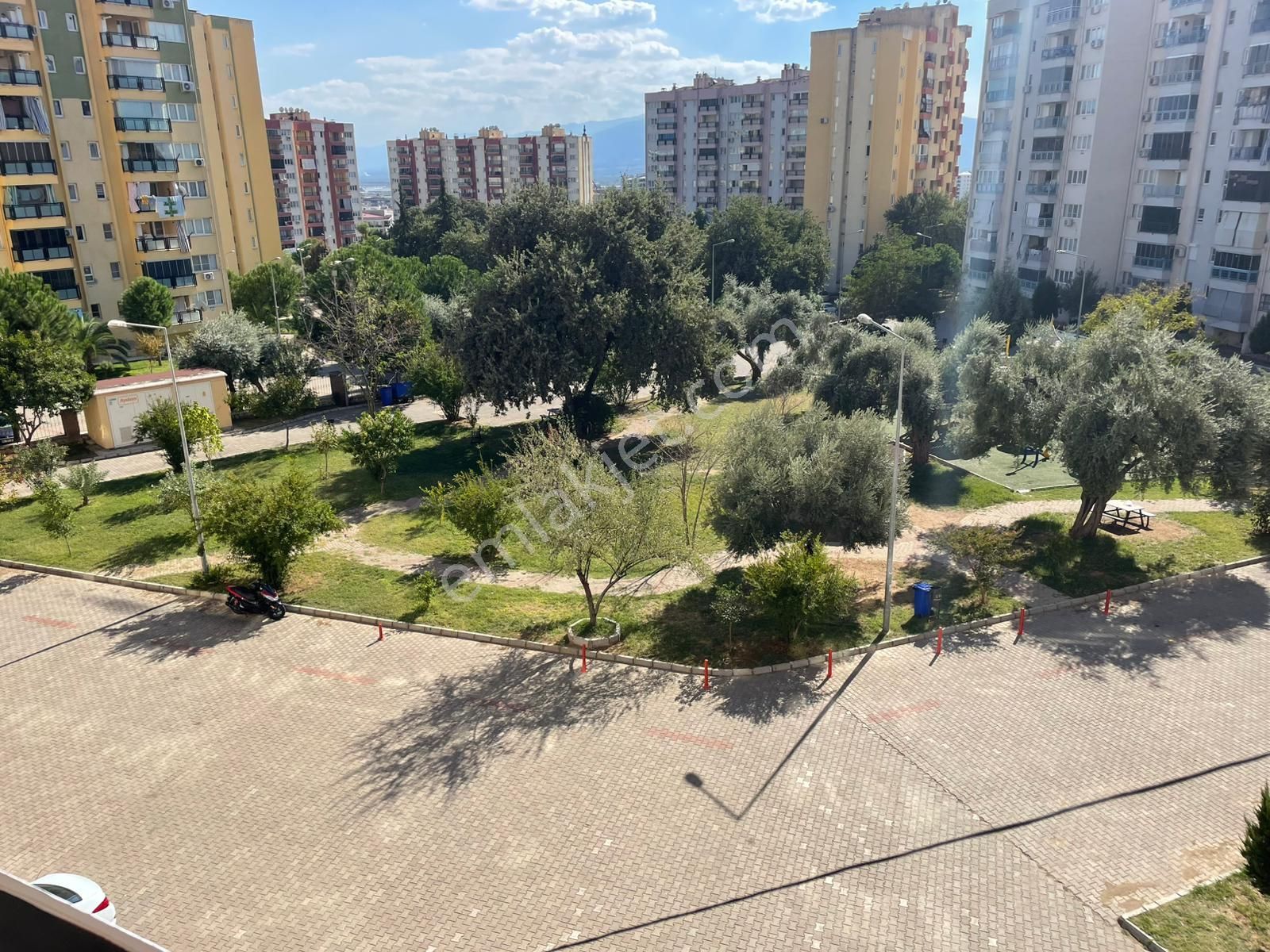 Yıldıztepe Belediye Konutlarında Ara Kat Kiralık Daire