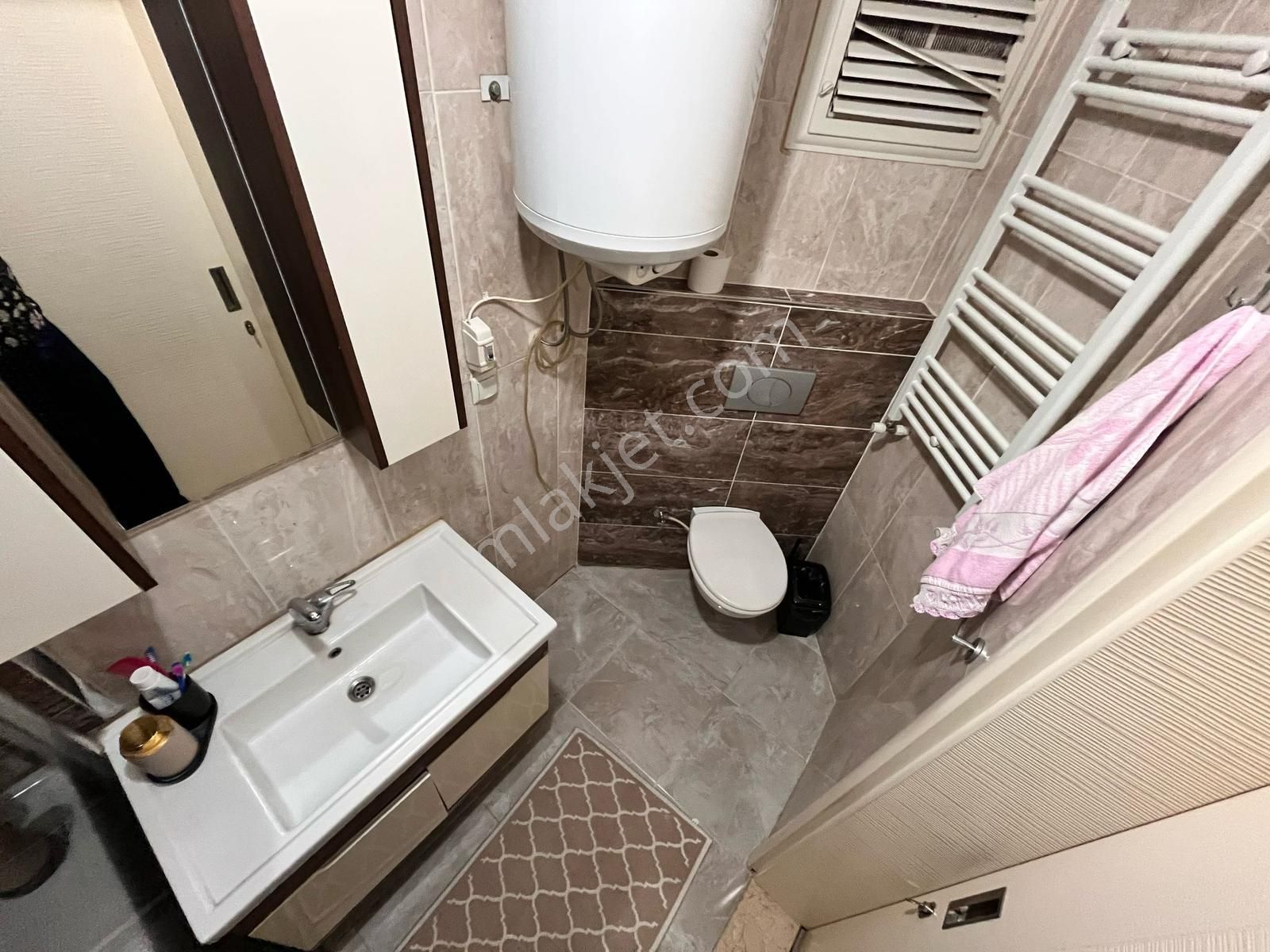 Yükselden Kadıköyde Ebeveyn Banyolu Ayrı Mutfaklı Şık 2+1 Daire - Görsel 11