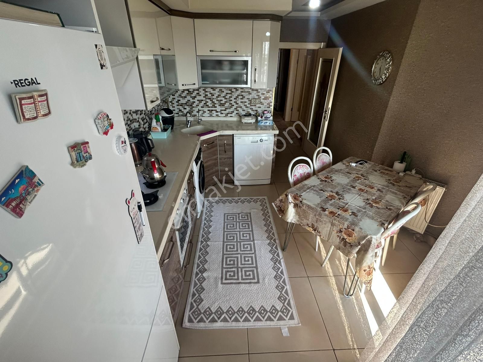 Yükselden Kadıköyde Ebeveyn Banyolu Ayrı Mutfaklı Şık 2+1 Daire - Görsel 30