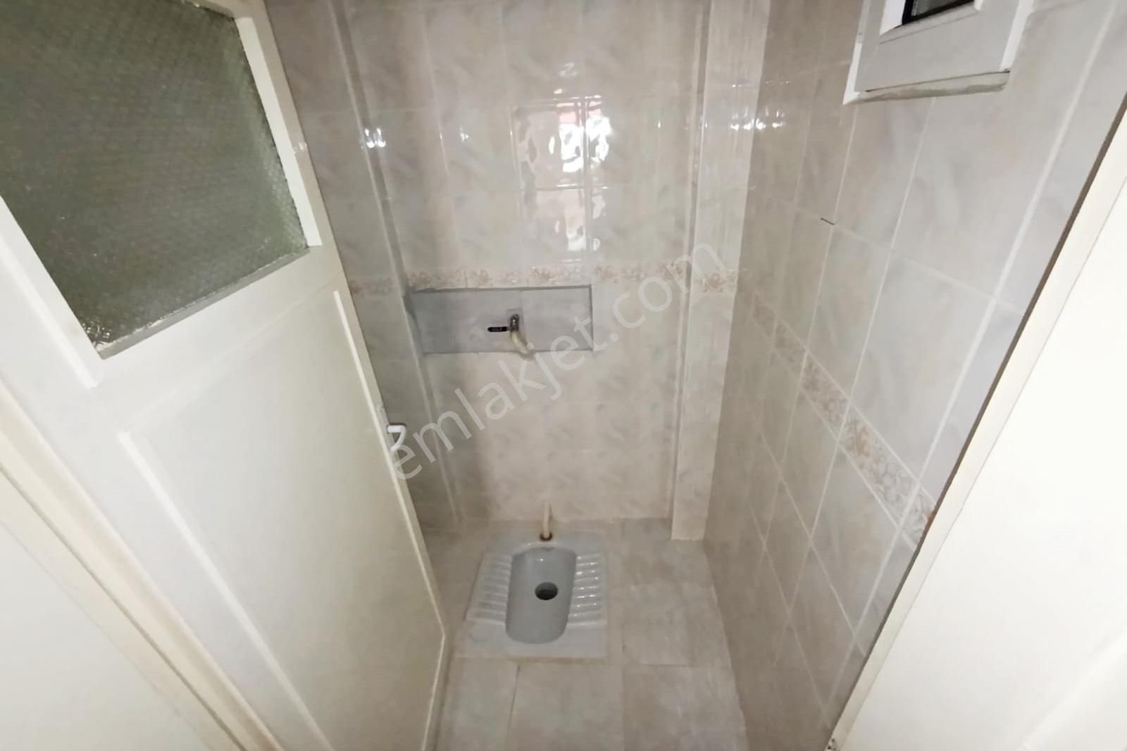 Ufuk Özdemir'den Gazino Ve Metro Yakını 3+1 Daire 1 Kat - Görsel 23