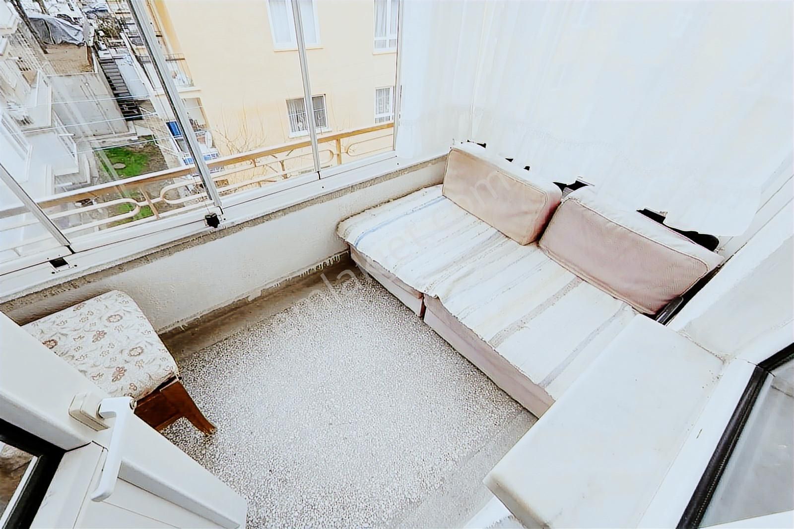 Ufuk Özdemir'den Gazino Ve Metro Yakını 3+1 Daire 1 Kat - Görsel 24