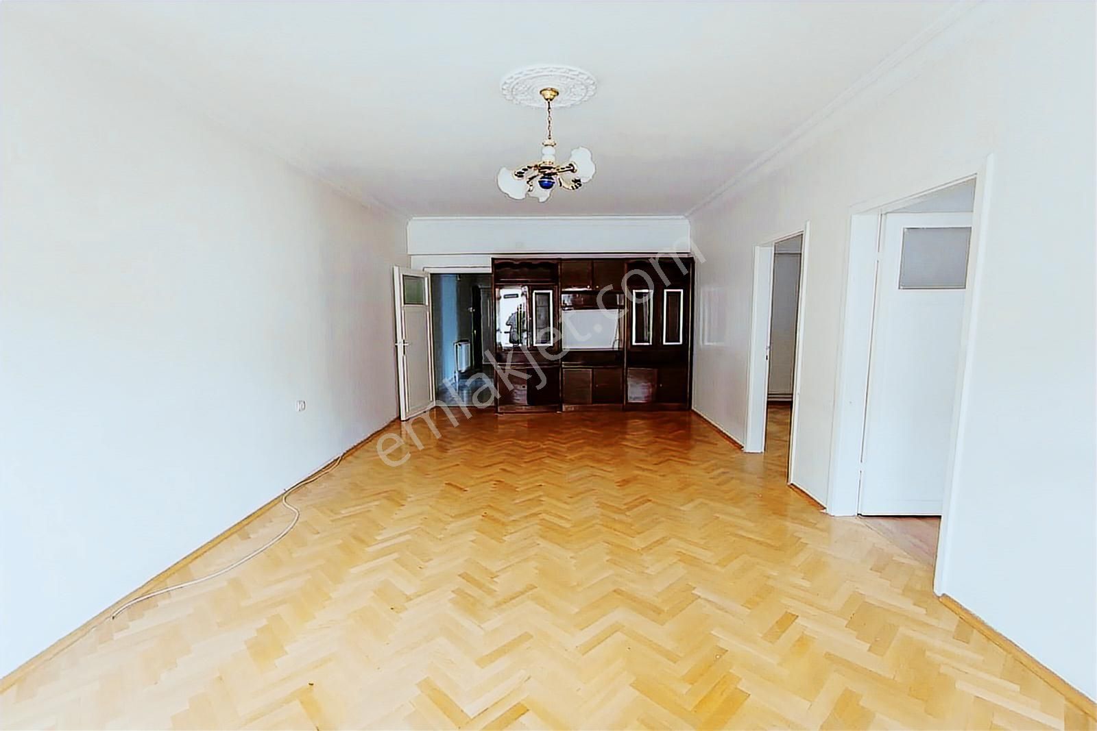 Ufuk Özdemir'den Gazino Ve Metro Yakını 3+1 Daire 1 Kat - Görsel 27