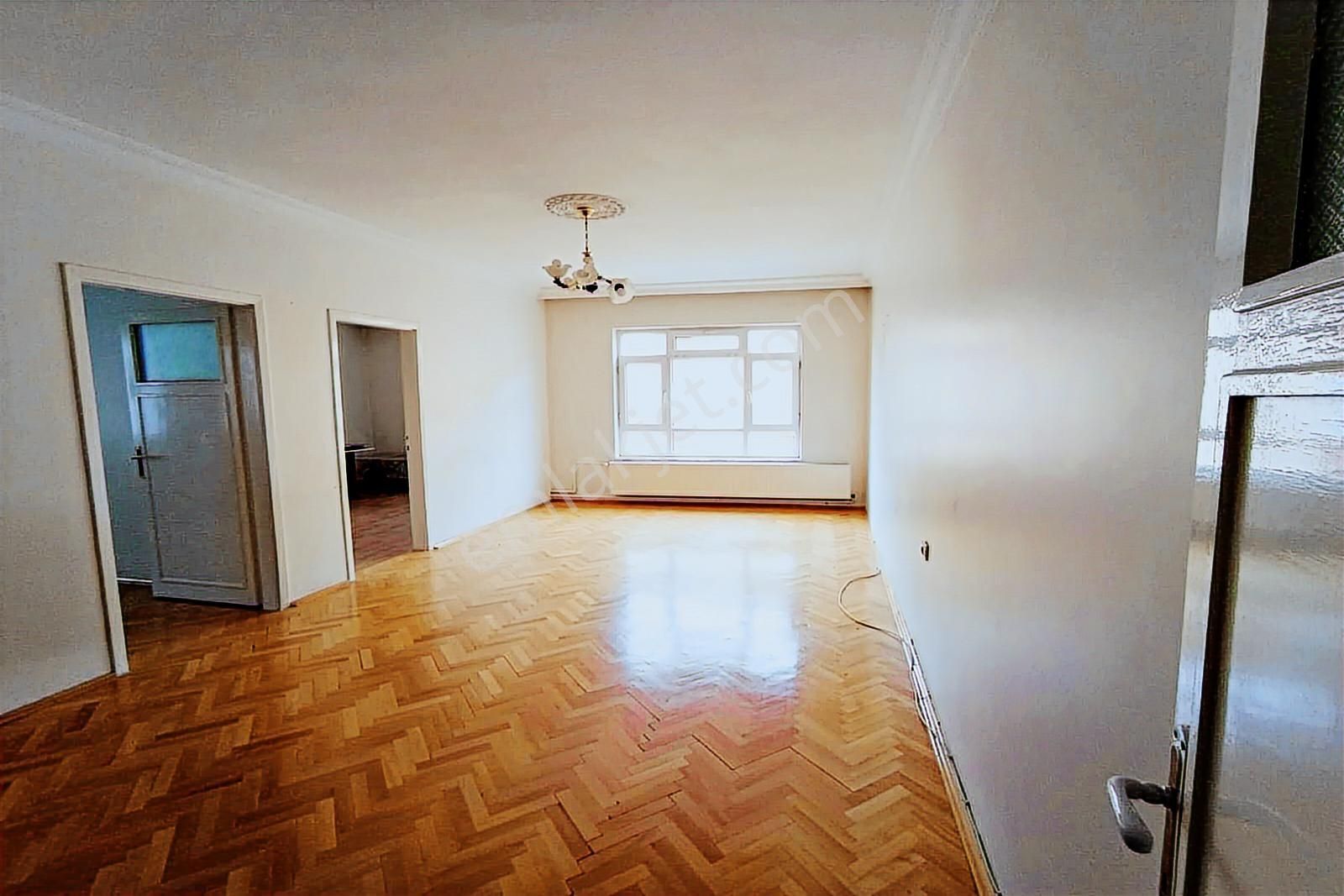 Ufuk Özdemir'den Gazino Ve Metro Yakını 3+1 Daire 1 Kat - Görsel 33