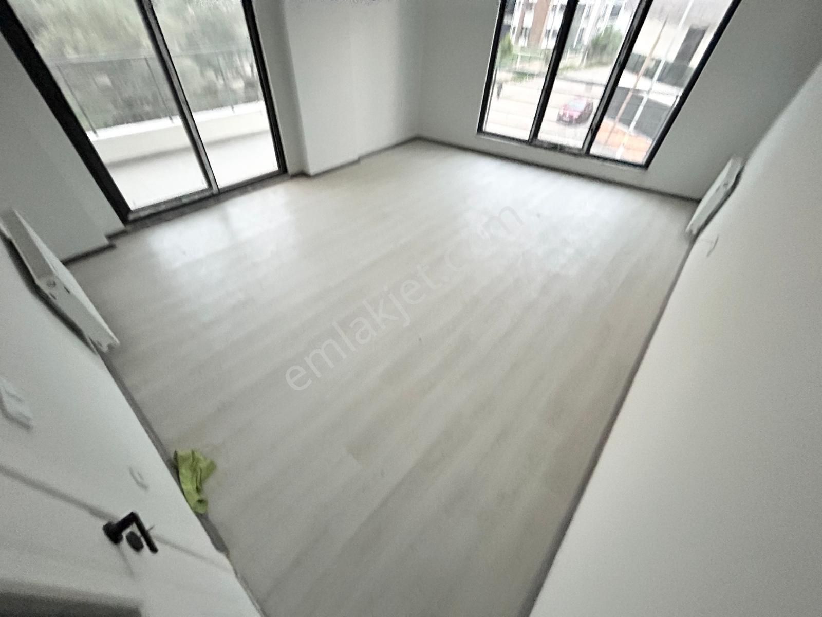 Yükselden Kadıköyde Ayrı Mutfak Ön Cephe Satılık Geniş V Lüx 2+1 Satılık Daire - Görsel 15