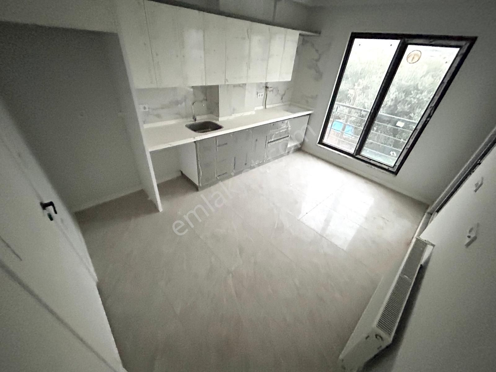 Yükselden Kadıköyde Ayrı Mutfak Ön Cephe Satılık Geniş V Lüx 2+1 Satılık Daire - Görsel 2