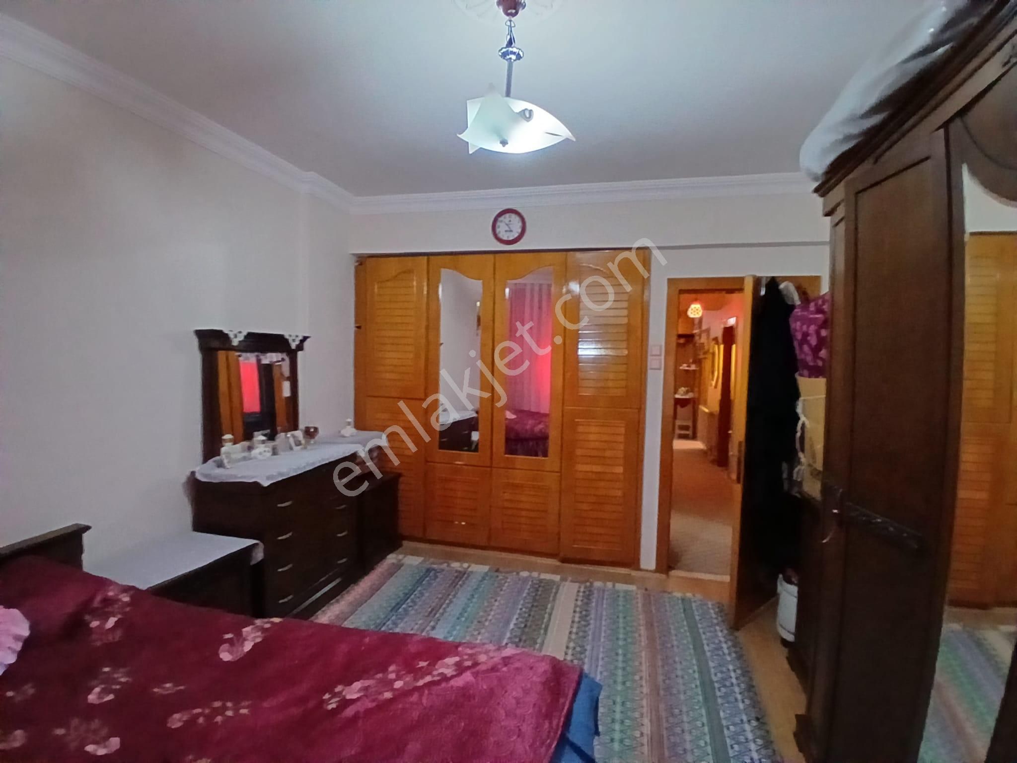 Akçay Emlak'tan Akşehir Jandarma Karakolu Civarında Bakımlı Ara Kat Geniş Satılık 3+1 Daire - Görsel 17