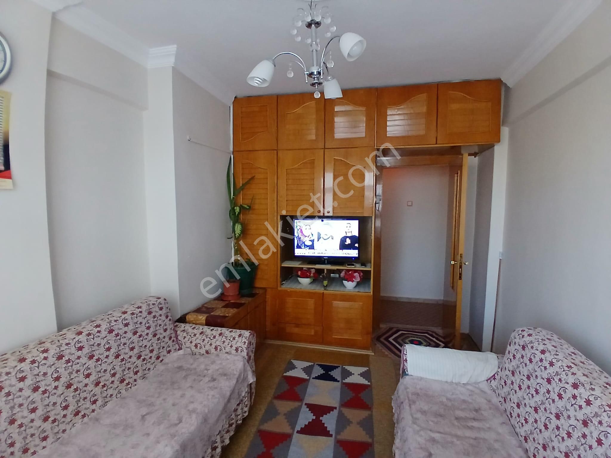 Akçay Emlak'tan Akşehir Jandarma Karakolu Civarında Bakımlı Ara Kat Geniş Satılık 3+1 Daire - Görsel 15