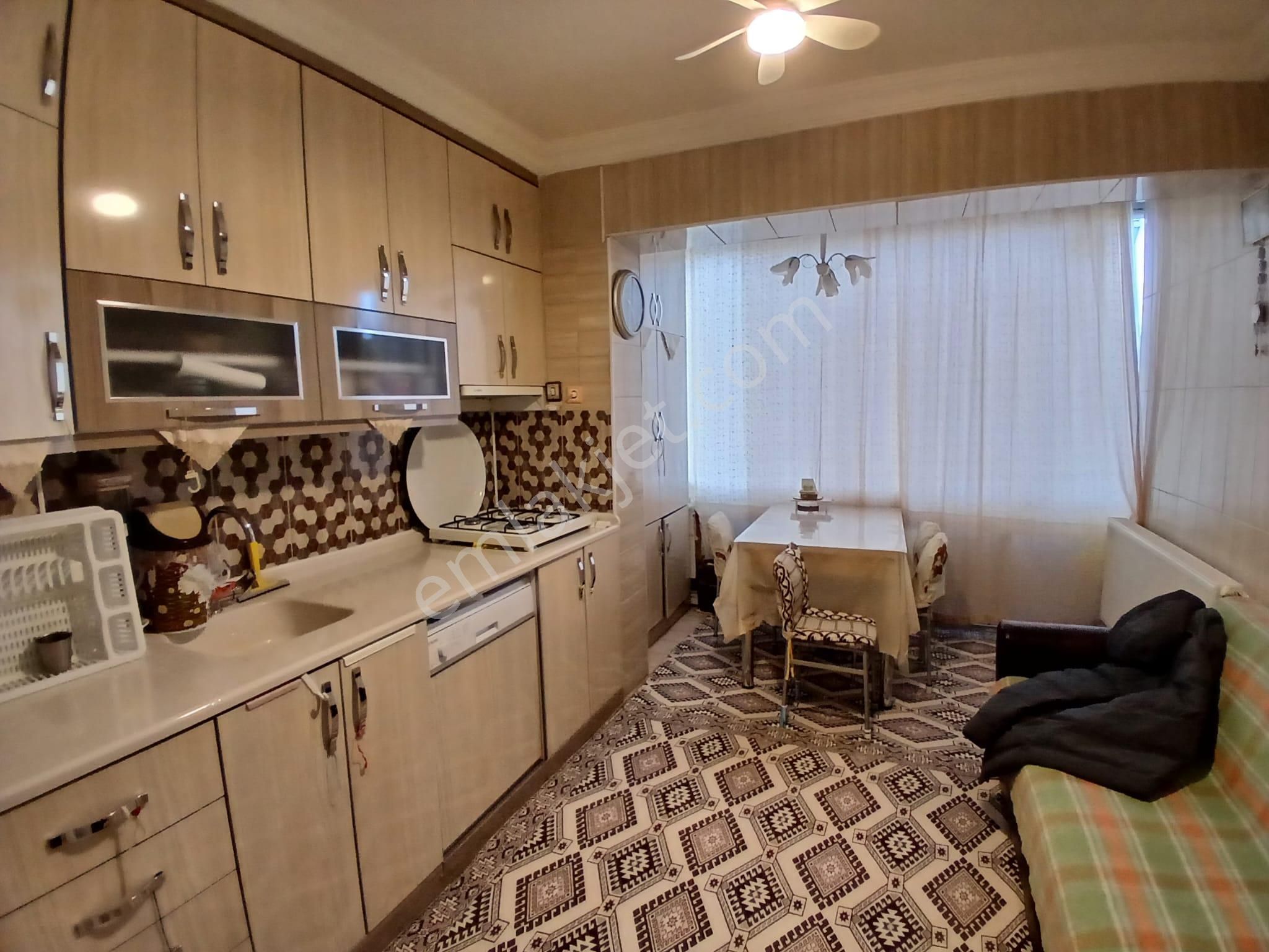 Akçay Emlak'tan Akşehir Jandarma Karakolu Civarında Bakımlı Ara Kat Geniş Satılık 3+1 Daire - Görsel 34