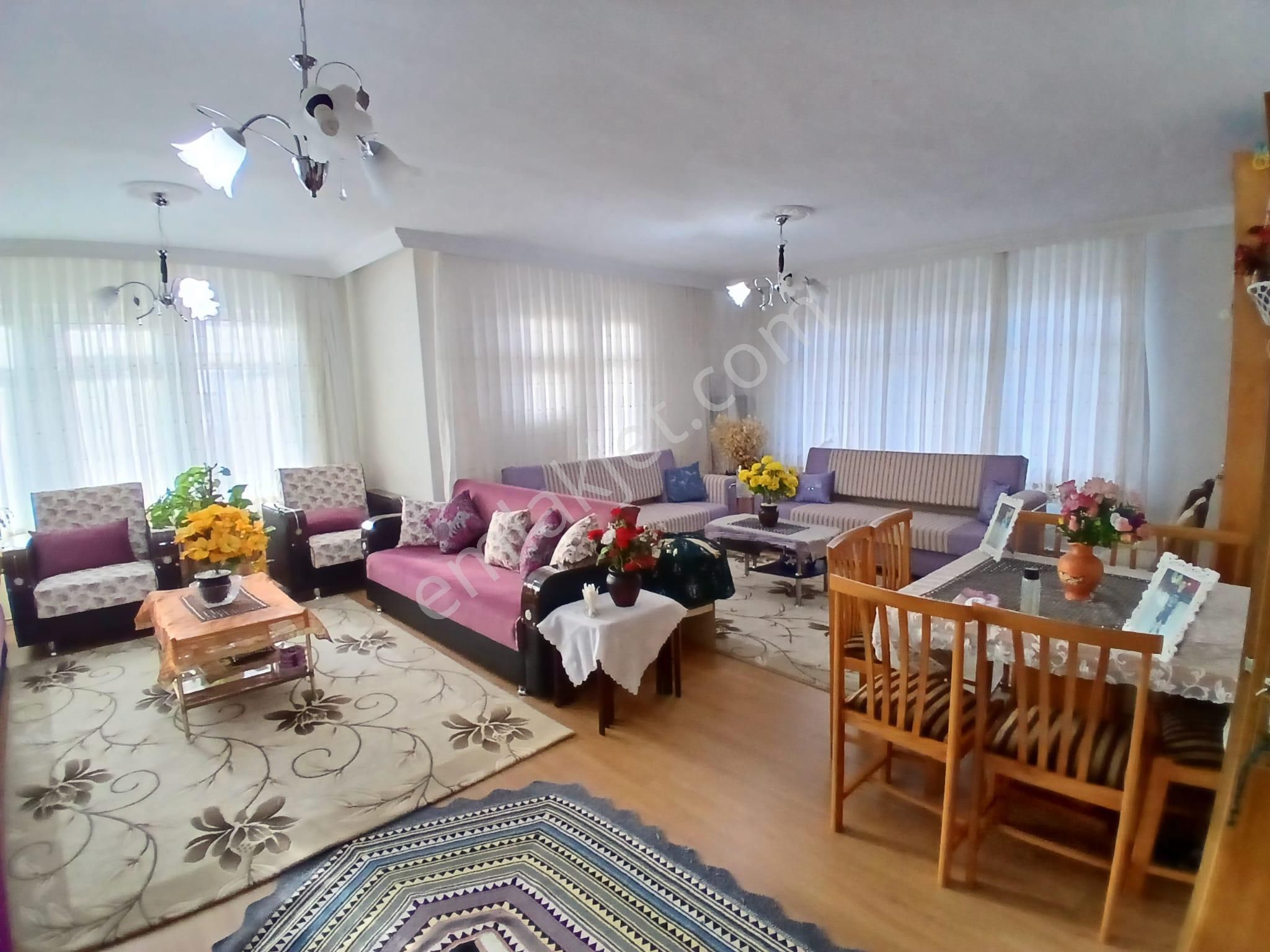 Akçay Emlak'tan Akşehir Jandarma Karakolu Civarında Bakımlı Ara Kat Geniş Satılık 3+1 Daire - Görsel 35