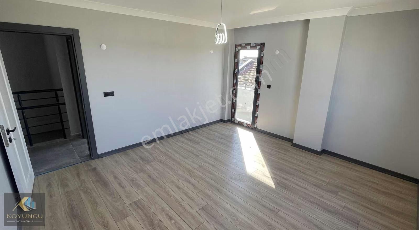 Yeniçiftlik Merkzde Deniz Manzaralı İskanlı Satılık4+1 Lüx Villa - Görsel 4