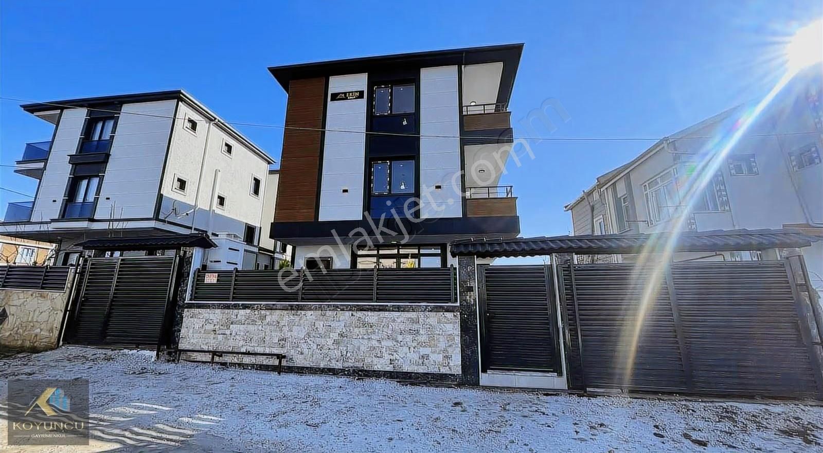 Yeniçiftlik Merkzde Deniz Manzaralı İskanlı Satılık4+1 Lüx Villa - Görsel 17