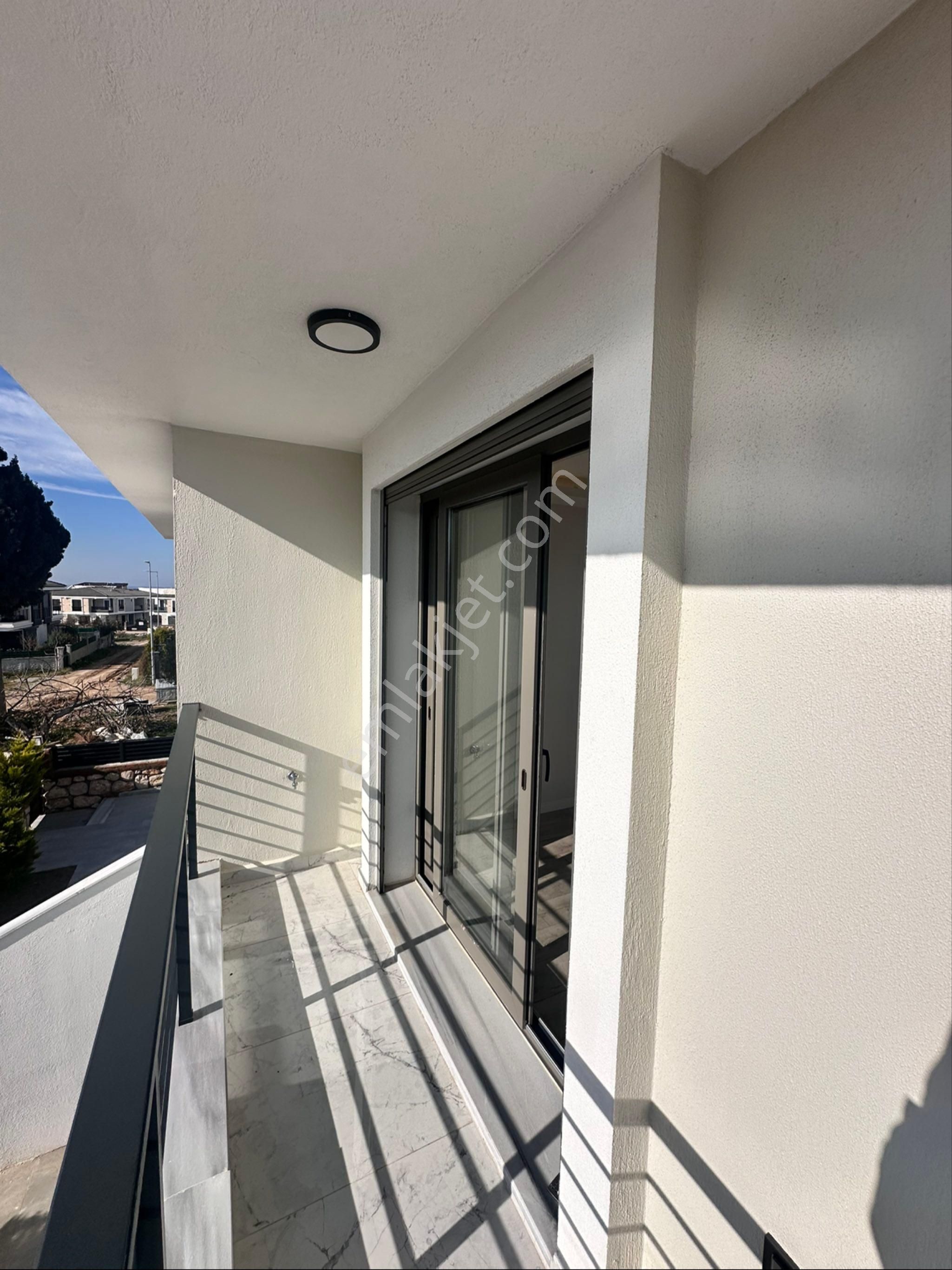 Didim De 3+1 Geniş Bahçeli Sıfır Villa 8.000.000 Tl - Görsel 15