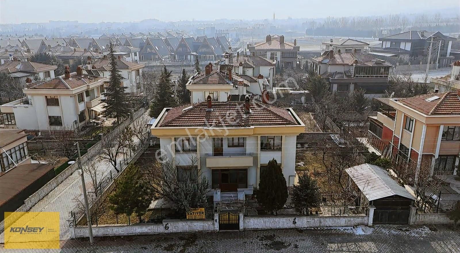 Konsey'den Sille Ak Mahallesinde Satılık 4+1 Müstakil Villa