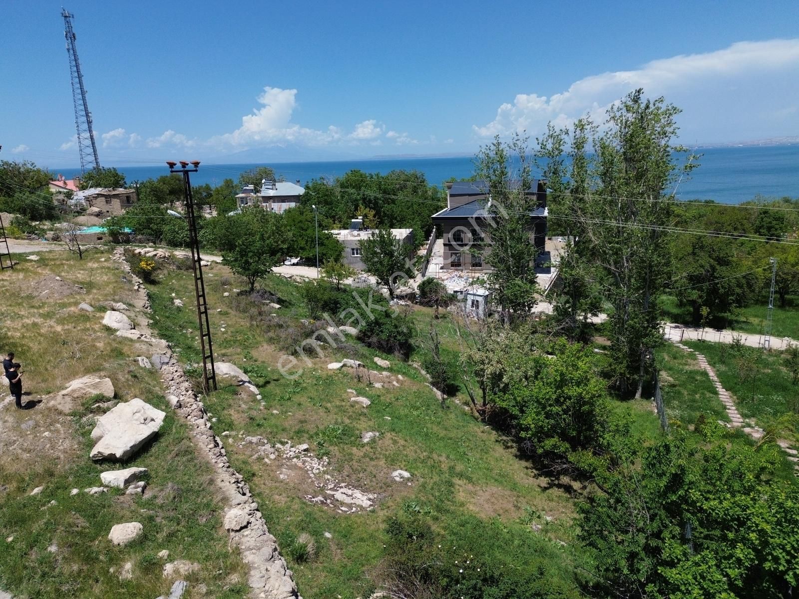 Kesintisiz Göl Manzaralı Arsa - Görsel 2