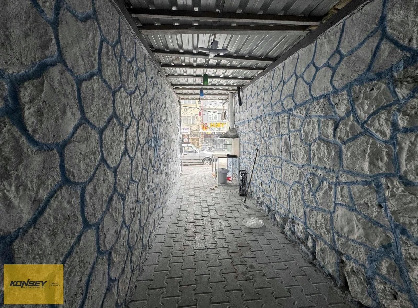 Çarşı Merkezde Kiralık 3+1 Daire Sobalı - Görsel 7