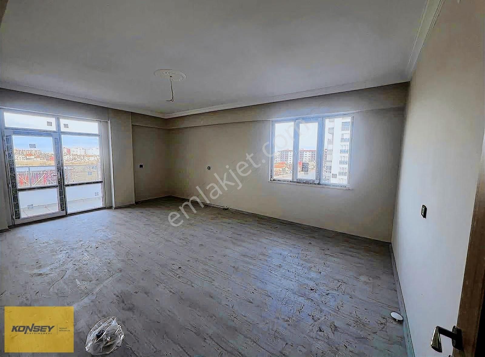 Çumra Nirvana Park Sitesinde Satılık Sıfır 4+1 Daire - Görsel 14