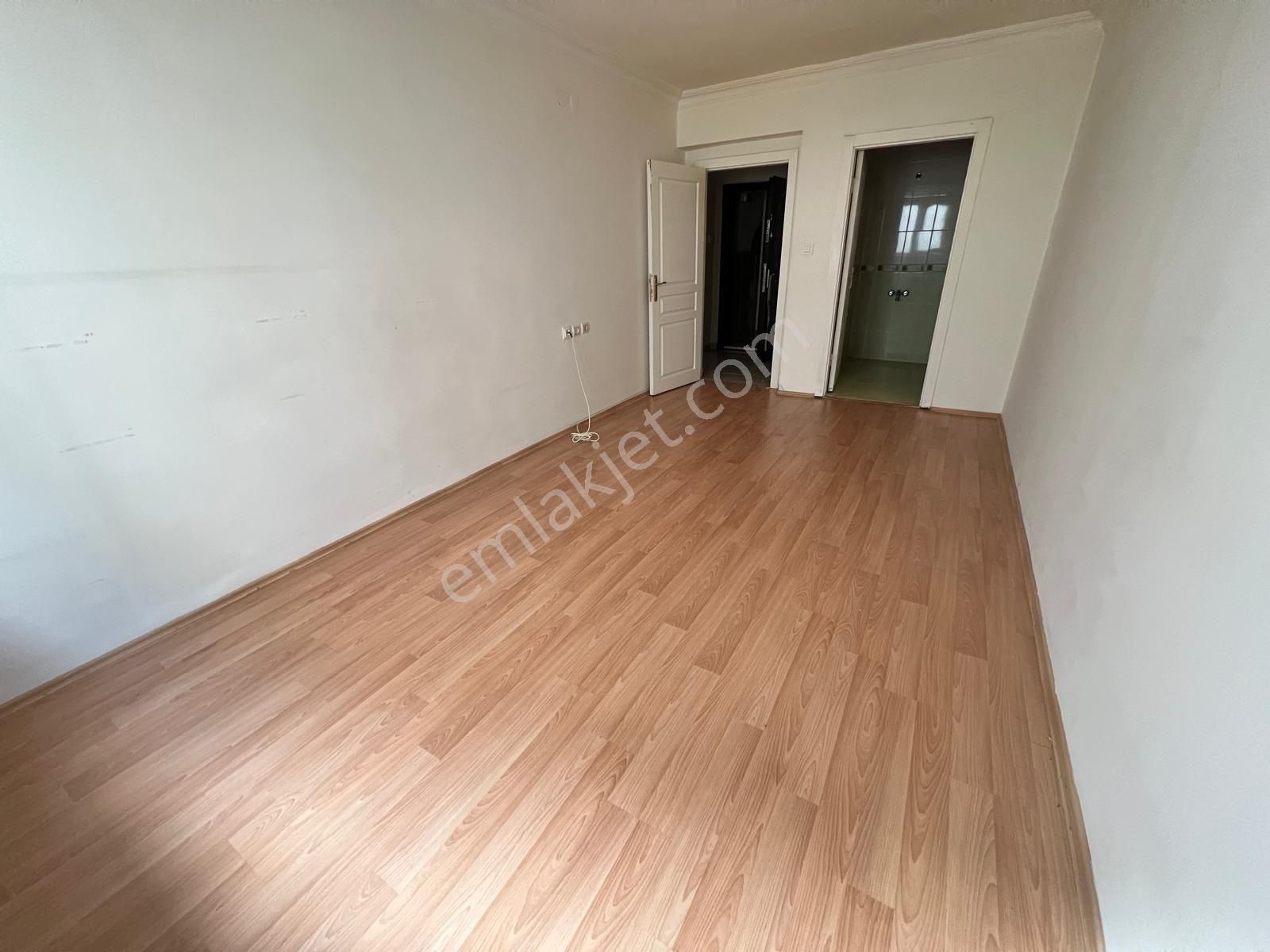 Karapürçekte 3+1 Kat Konumlu Altı Daire Eyüp Cami Mevki - Görsel 20