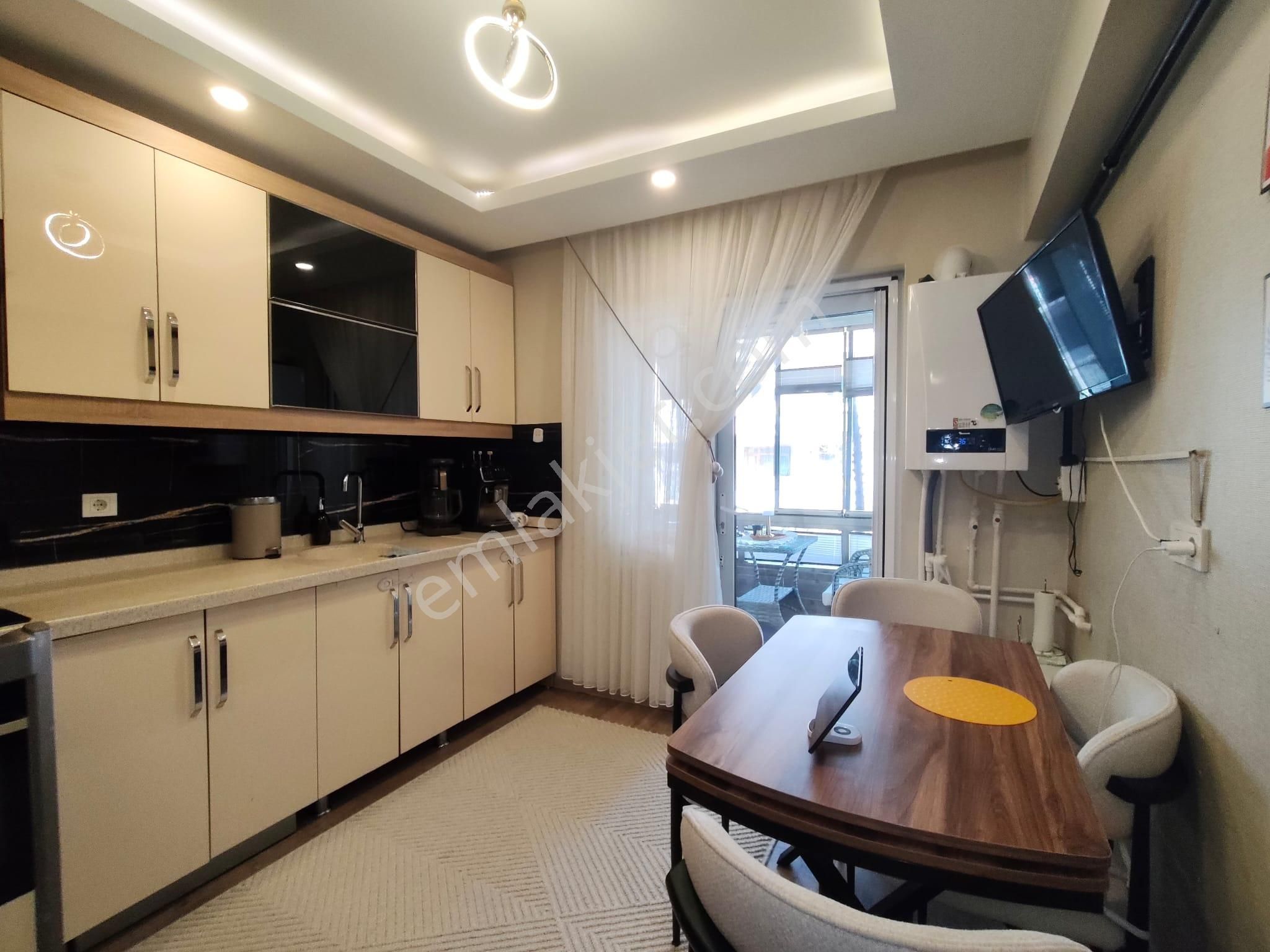 Yılmaz Gayrımenkul Den Ayın Son Fırsatı Asansörlü 6 Yıllık Bina Ultra Yapılı Şahane Yüksek G 3845 - Görsel 3