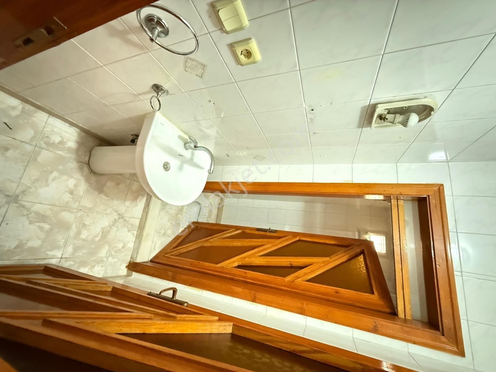 Fidanlık Mahallesinde Fıstık Park Yakınında 3+1 Kiralık Daire - Görsel 20