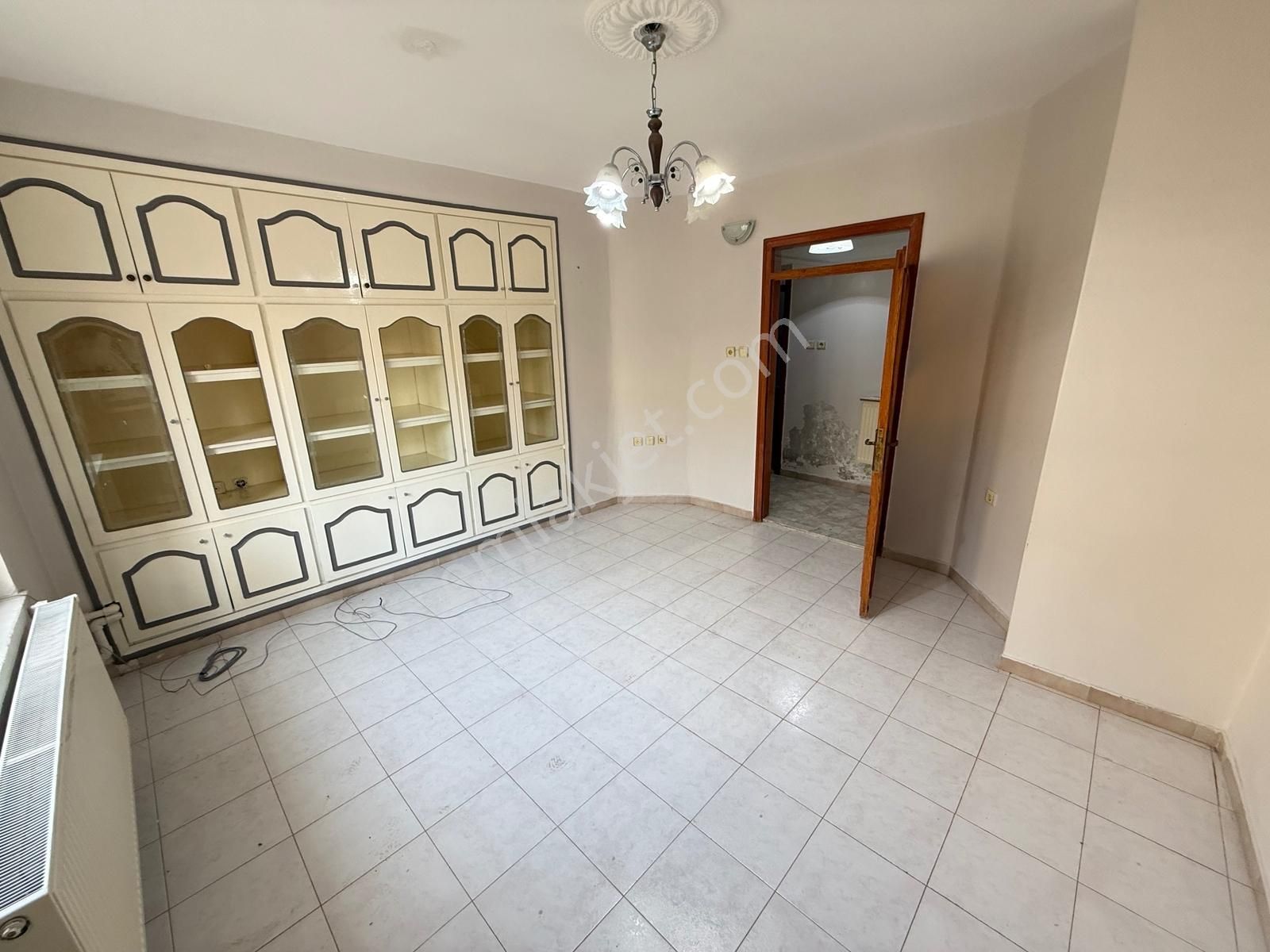 Fidanlık Mahallesinde Fıstık Park Yakınında 3+1 Kiralık Daire - Görsel 14