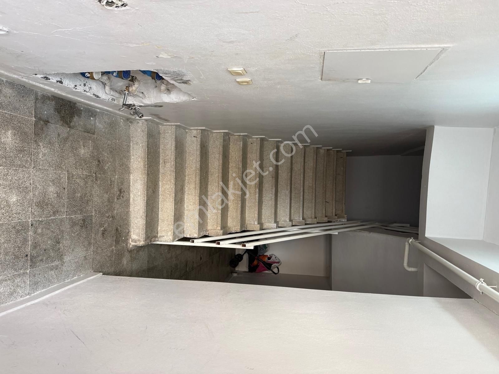 Fidanlık Mahallesinde Fıstık Park Yakınında 3+1 Kiralık Daire - Görsel 22