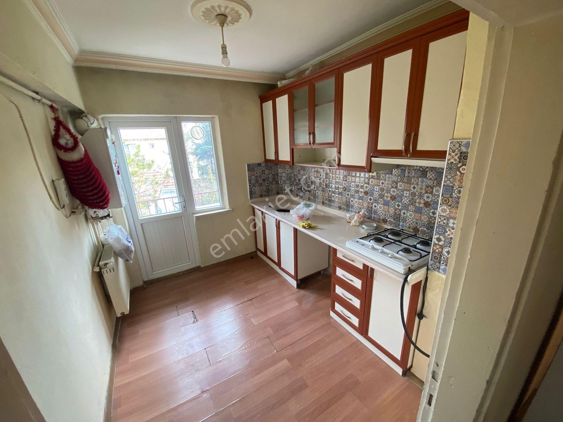 Akşemsettin Mahallesinde 3+1 Satılık Daire - Görsel 2