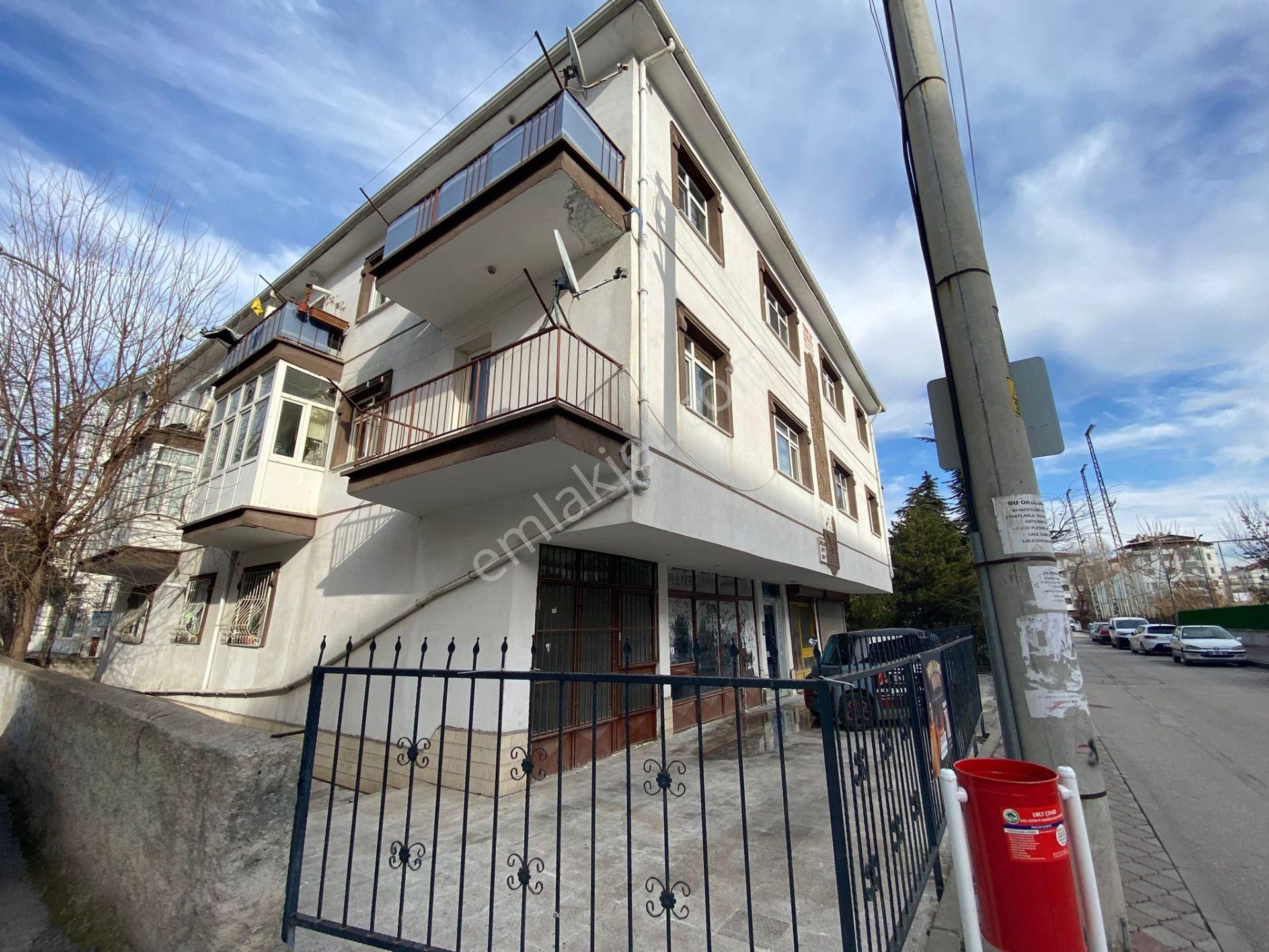 Akşemsettin Mahallesinde 3+1 Satılık Daire - Görsel 26