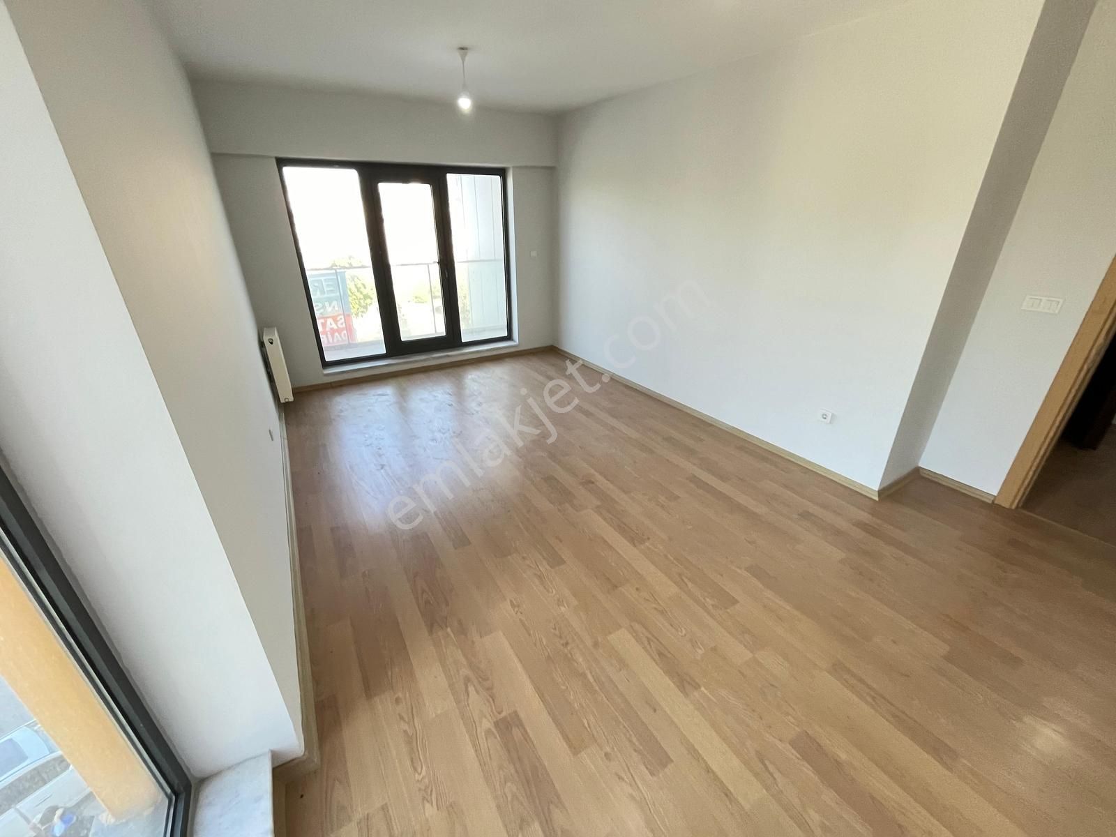 Aydın İnş. Site İçinde Önü Açık 3+1 Kapalı Otoparklı Lüx Daire - Görsel 15