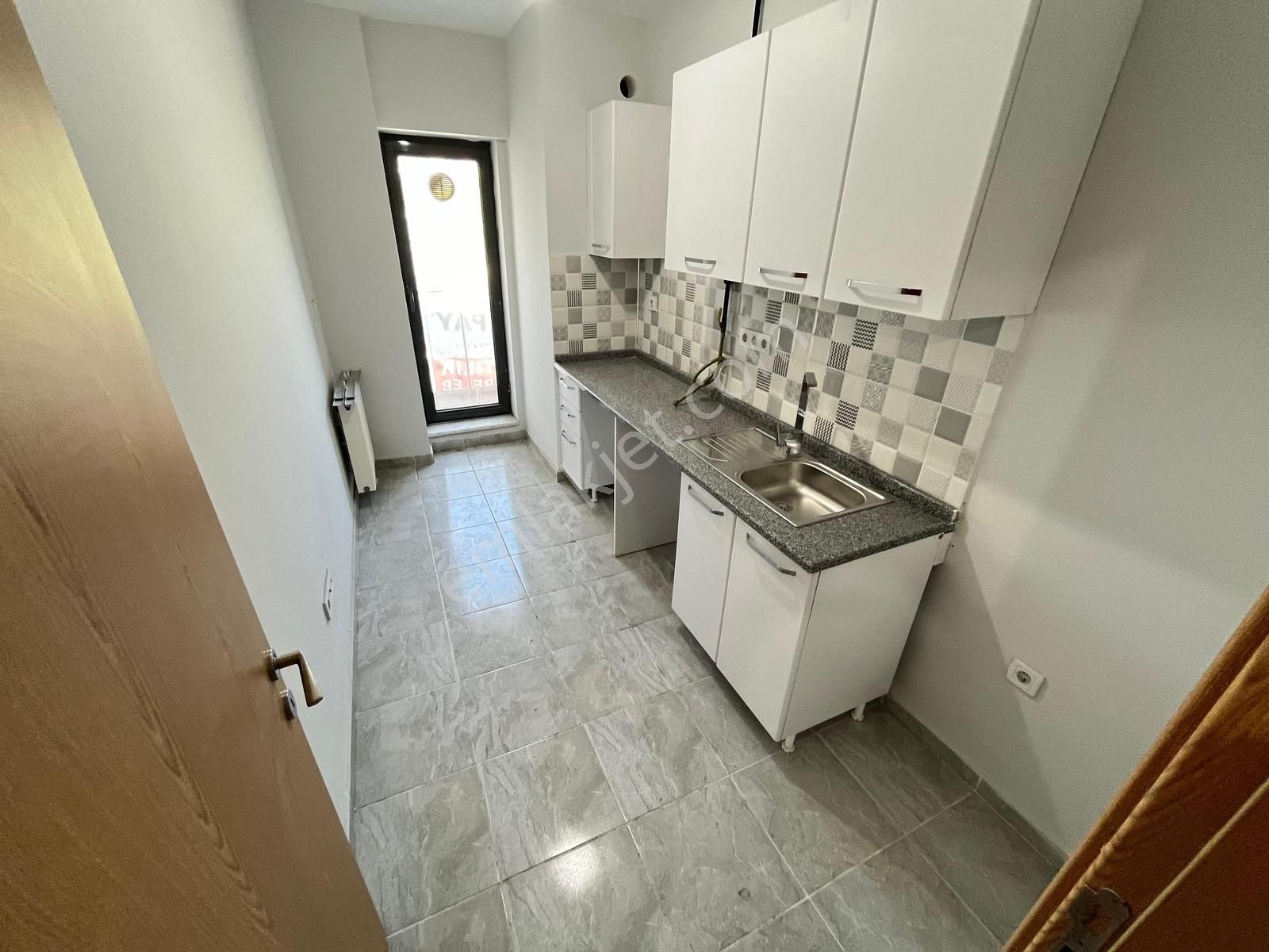 Aydın İnş. Site İçinde Önü Açık 3+1 Kapalı Otoparklı Lüx Daire - Görsel 26