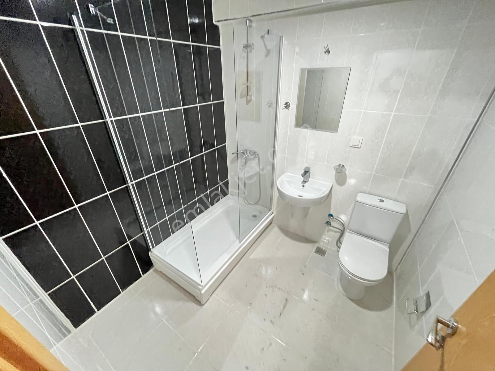 Aydın İnş. Site İçinde Önü Açık 3+1 Kapalı Otoparklı Lüx Daire - Görsel 21