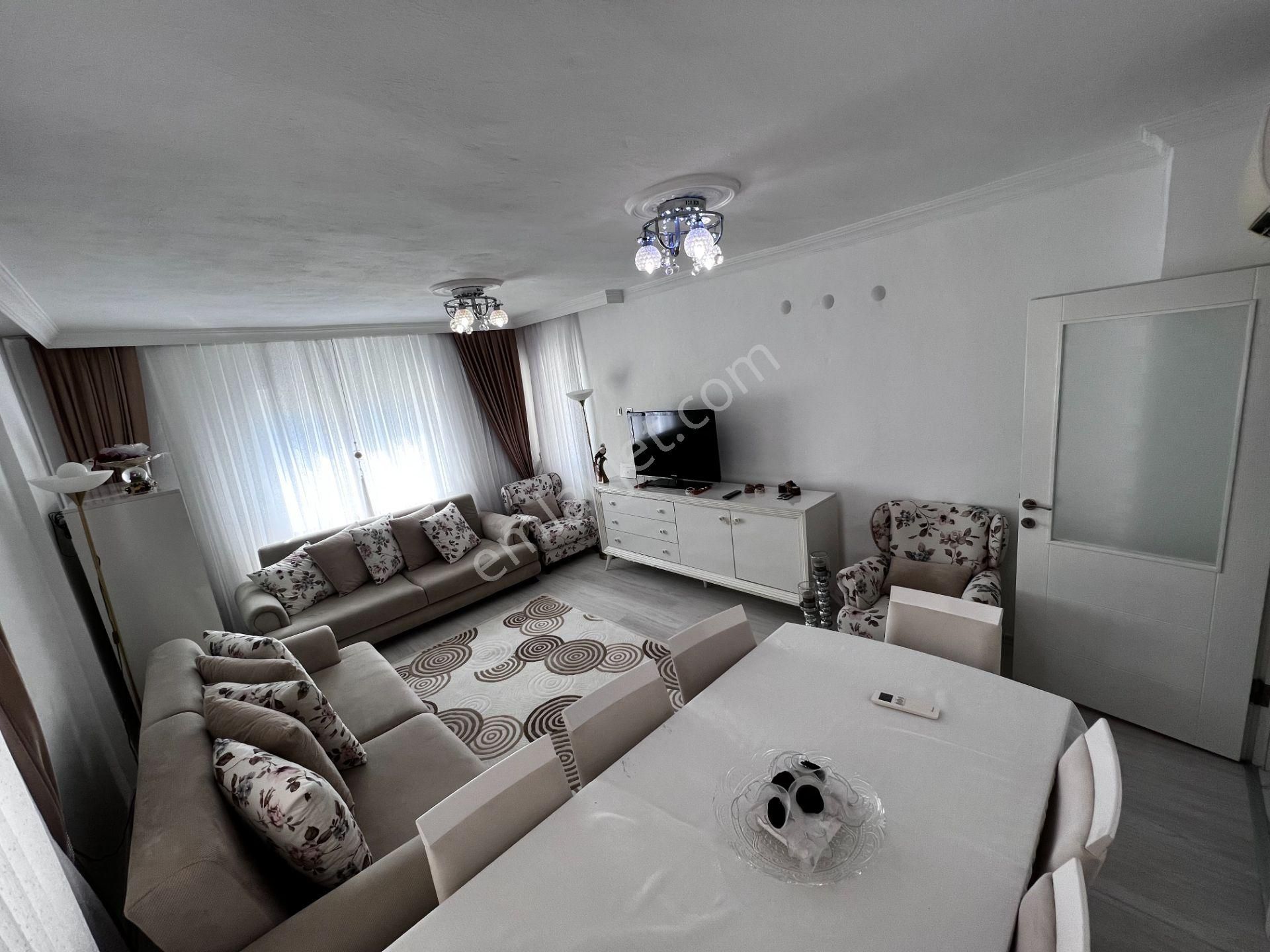 Meltem 'de Site İçerisinde Full Eşyalı 2+1 Geniş Kiralık Daire - Görsel 3