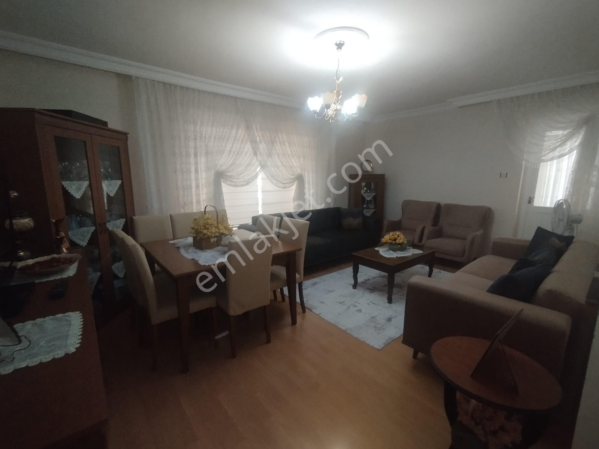 Aşık Paşa Cadde Üzeri Katta 3+1 Daire! - Görsel 10