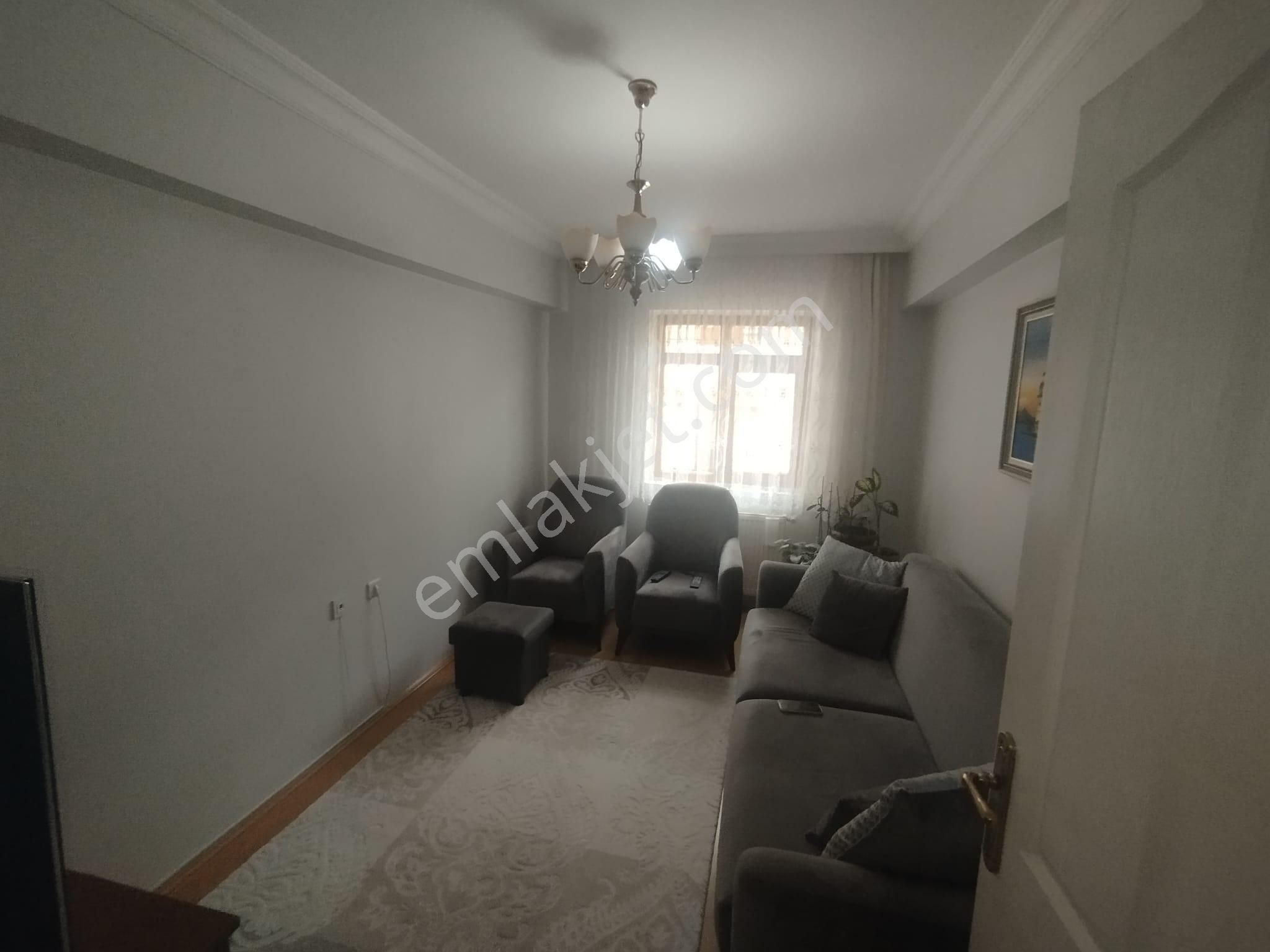 Aşık Paşa Cadde Üzeri Katta 3+1 Daire! - Görsel 12