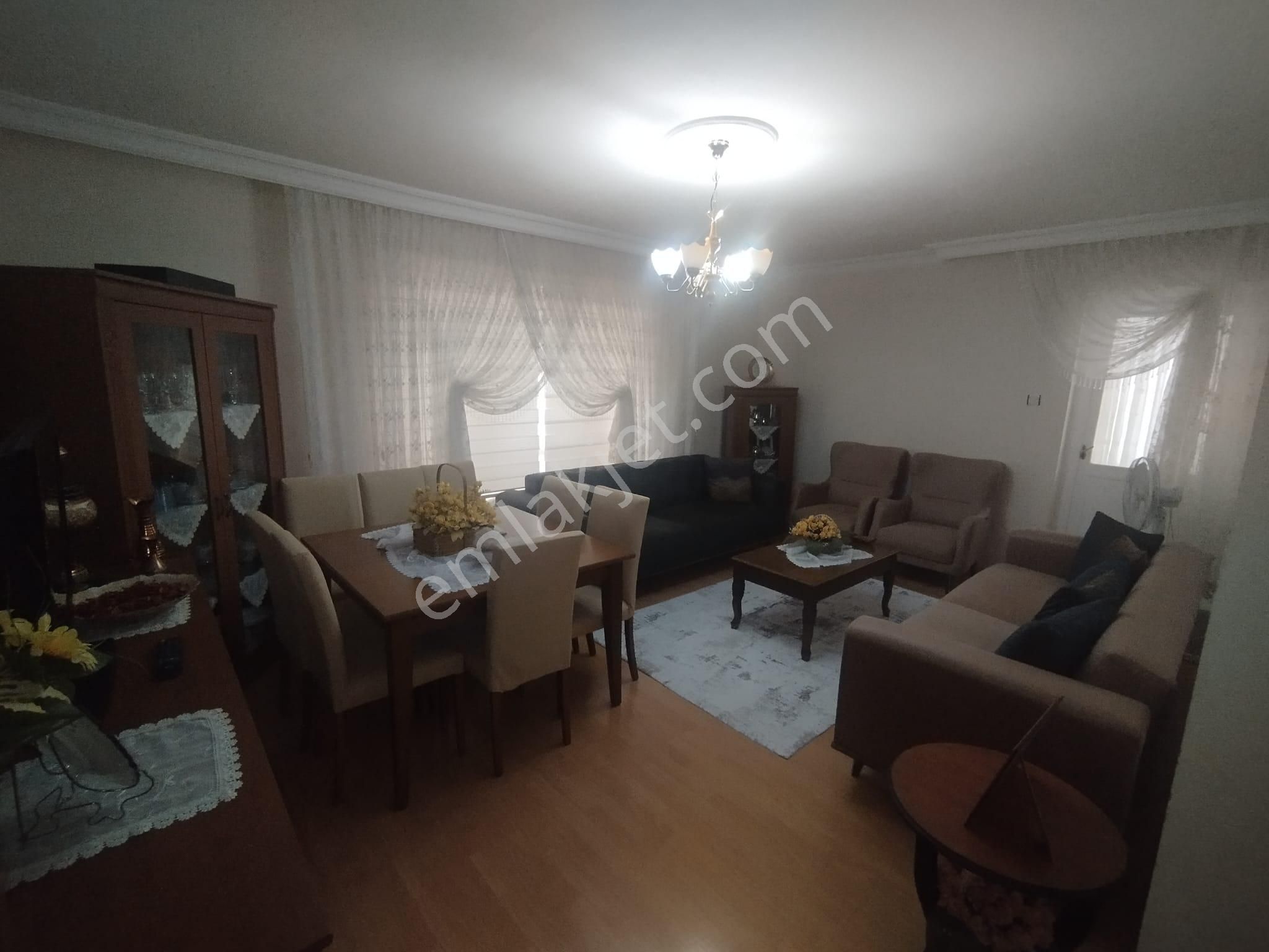 Aşık Paşa Cadde Üzeri Katta 3+1 Daire! - Görsel 9