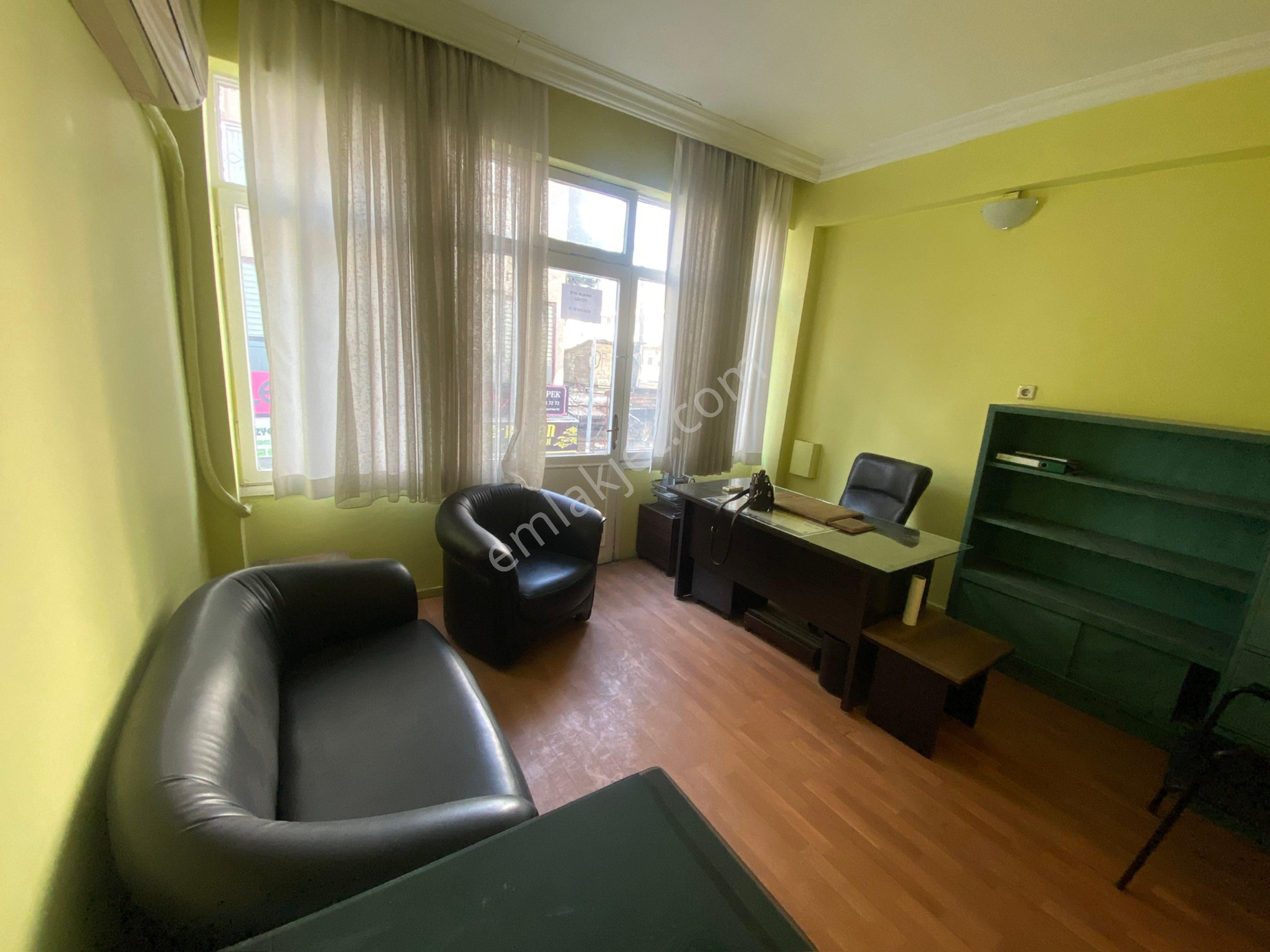 Adliye Ve Sahile Yakın Yakın Kiralık 1+0 Mutfaklı Eşyalı Ofis - Görsel 11