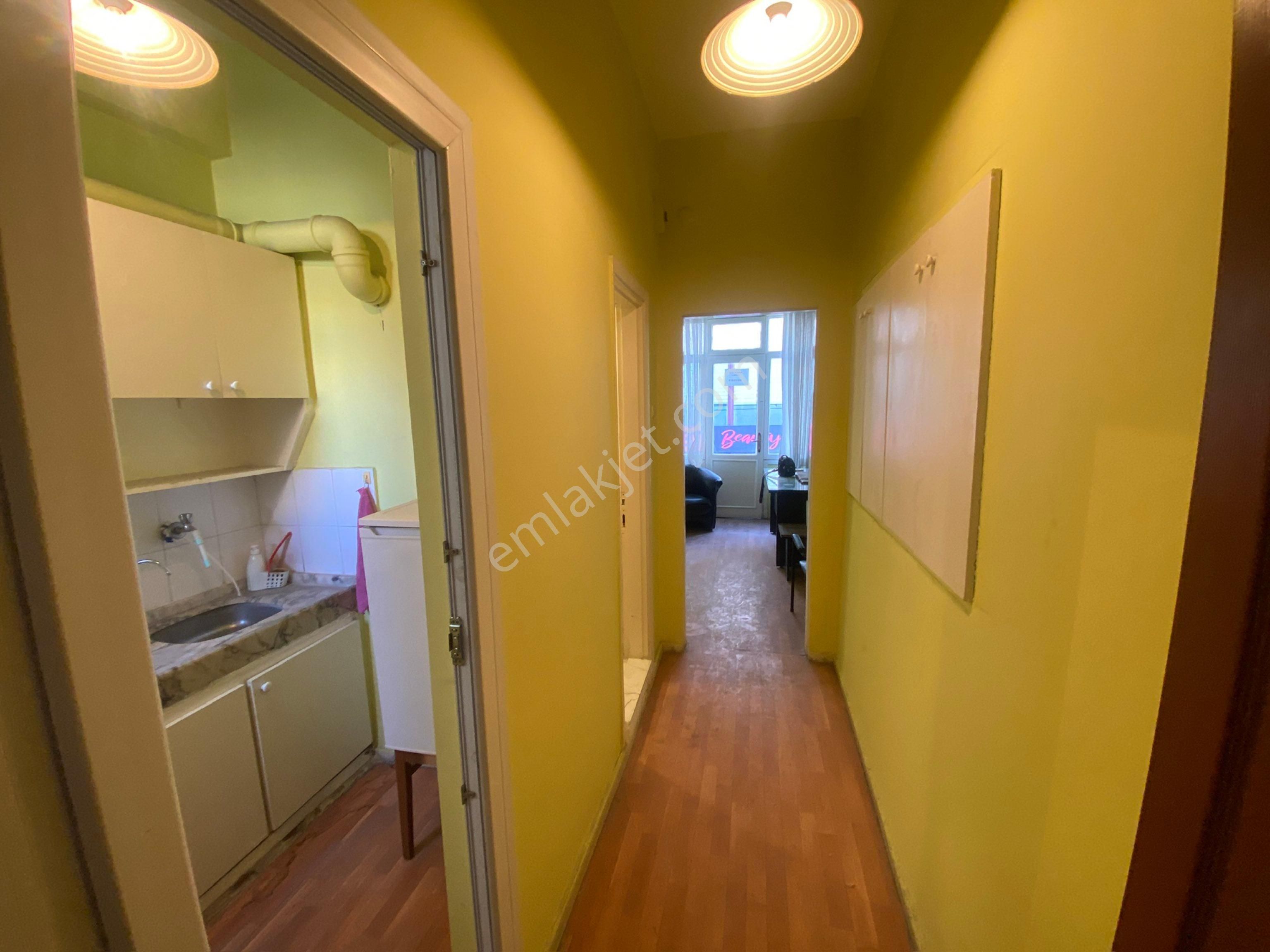 Adliye Ve Sahile Yakın Yakın Kiralık 1+0 Mutfaklı Eşyalı Ofis - Görsel 2