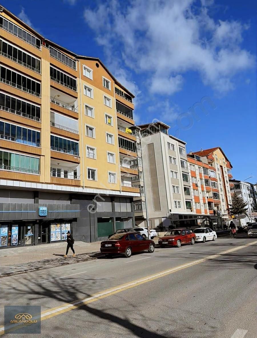 Aslanoğlu Emlak'tan Bulvar Üzeri Satılık 3+1 Geniş Daire - Görsel 25