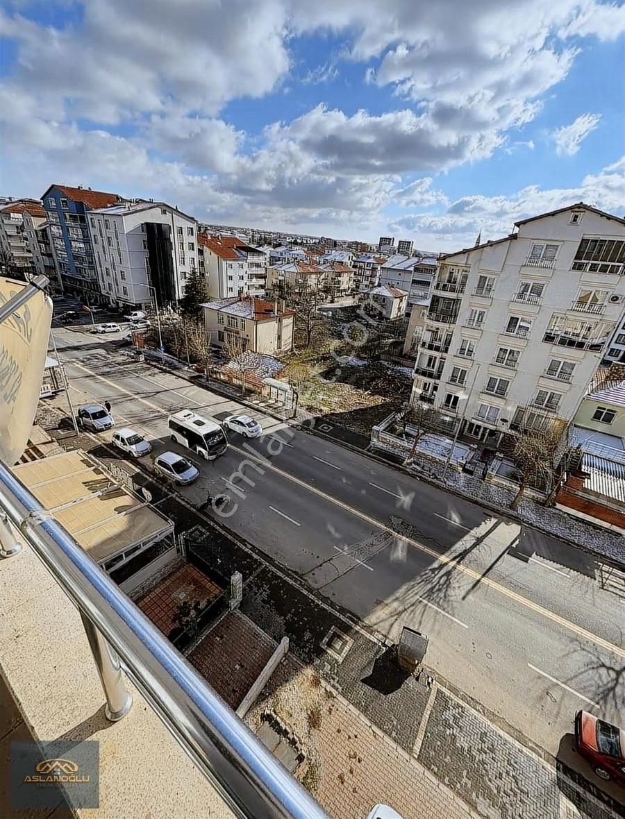 Aslanoğlu Emlak'tan Bulvar Üzeri Satılık 3+1 Geniş Daire - Görsel 20