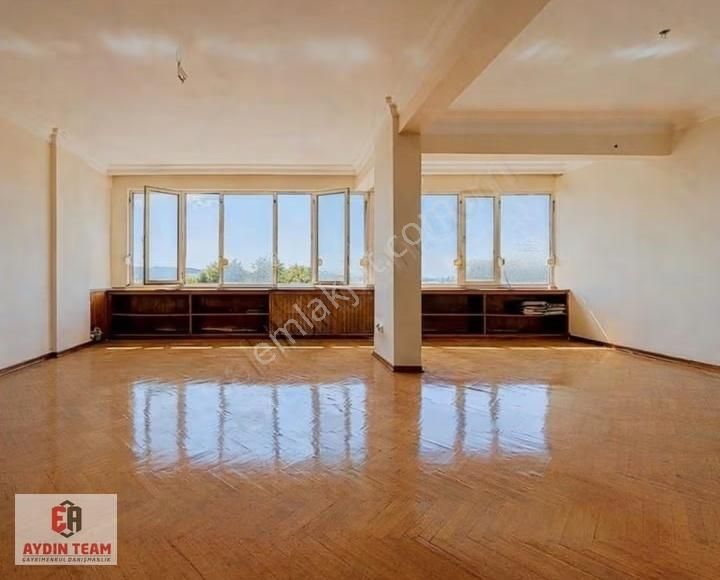 Aydın Team'den Ortaköy'de Boğaz Manzaralı 3+2 230m2 Dubleks